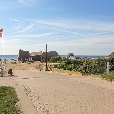 1 Bedroom Awesome In *