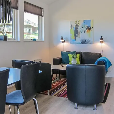 1 Bedroom Awesome In Allinge-Sandvig