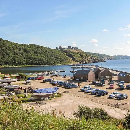 1 Bedroom Awesome In *