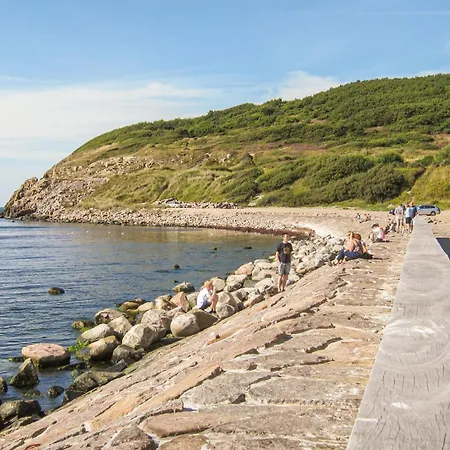 Apartment 1 Bedroom Awesome In