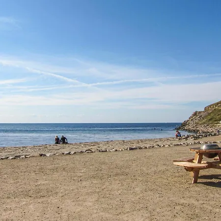 1 Bedroom Awesome In Apartment Allinge-Sandvig